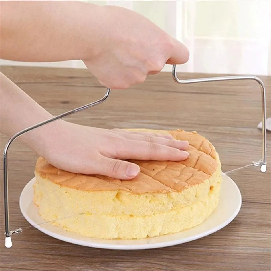 Adjustable Height Cake Slicer – Stainless Steel Cake Decorating Tool